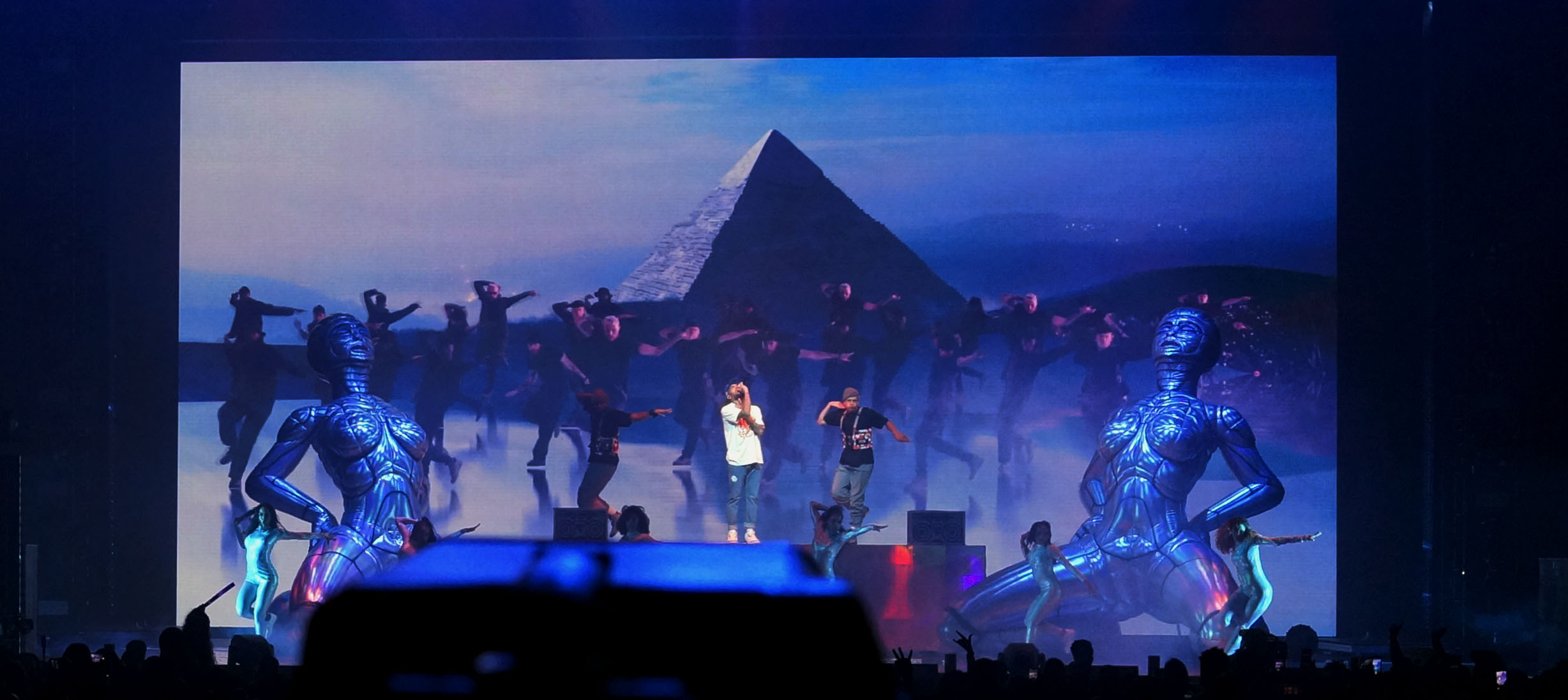 Tour production Chris Brown LED Video Projection servers and lighting