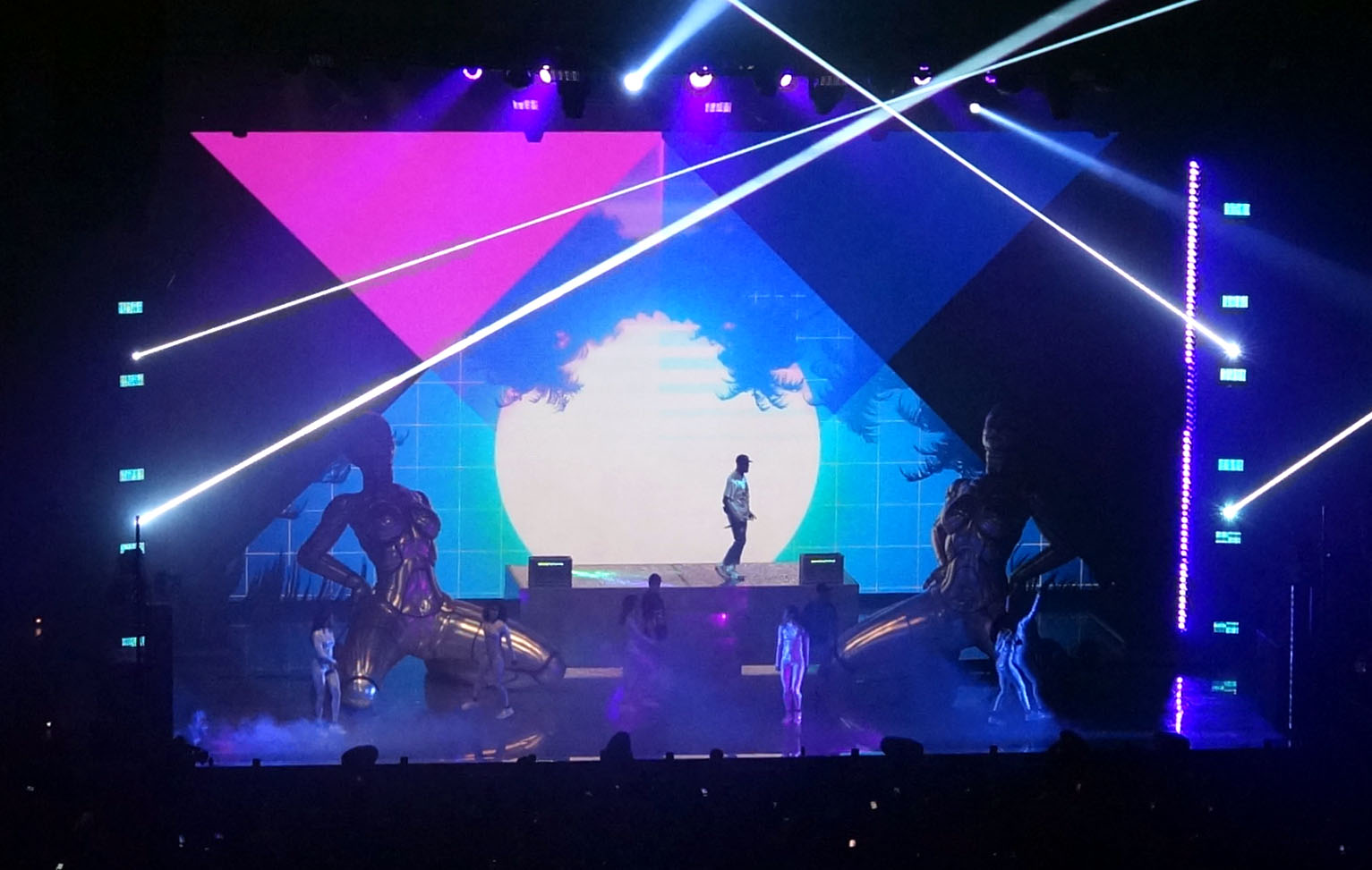 Tour production Chris Brown LED Video Projection servers and lighting