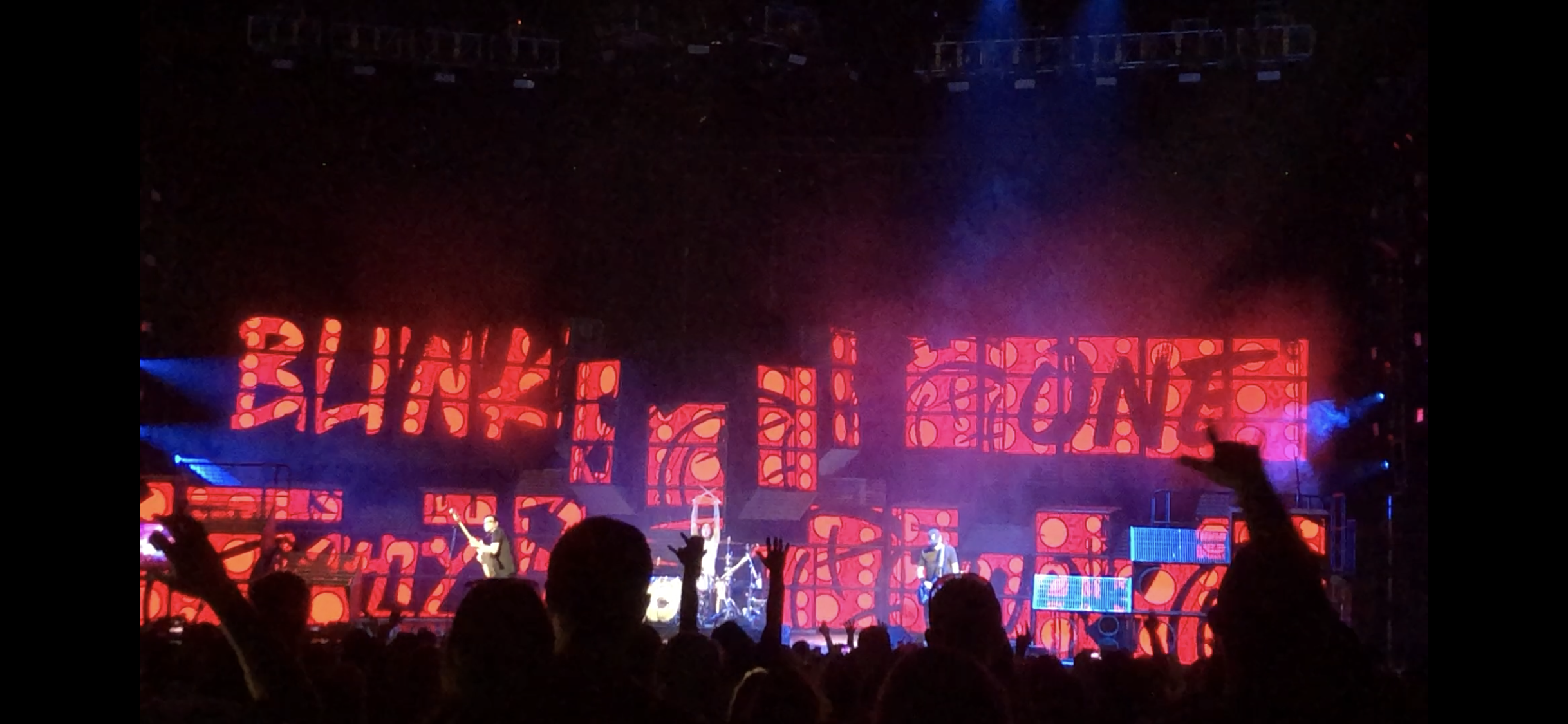 Blink 182 Summer 2019 Tour LED photos