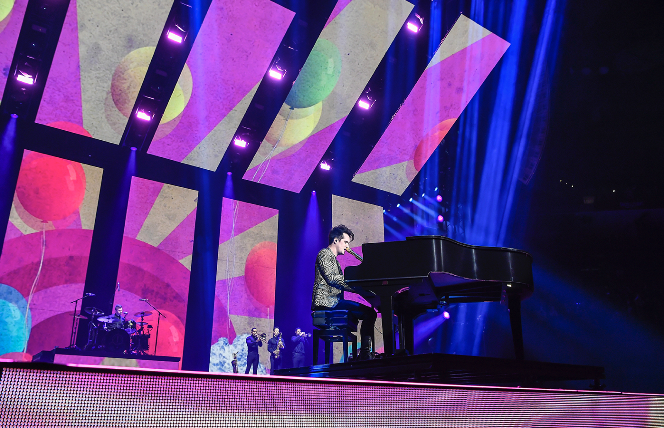 Panic Slider Gallery 2264 X 1458 1